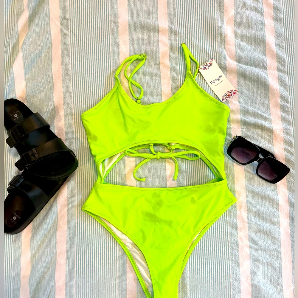 NTW Feager Swim bikini.